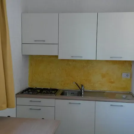 Frontemare Aparthotel 3*